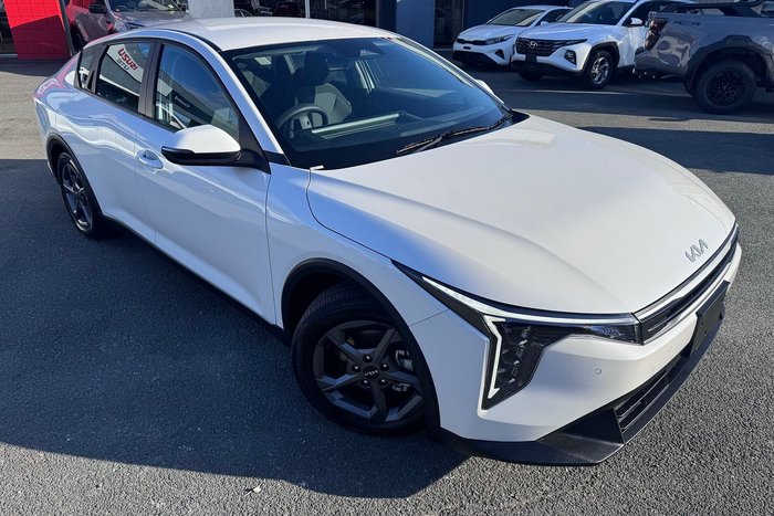 2024 Kia K4