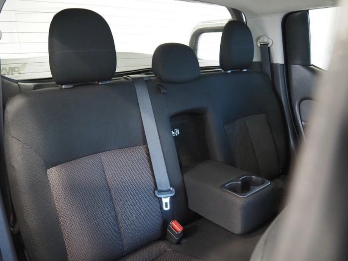 2016 Mitsubishi Triton GLS