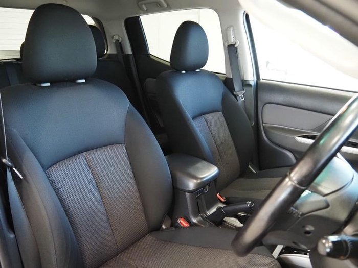 2016 Mitsubishi Triton GLS