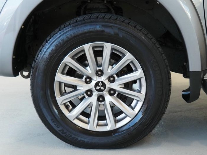 2016 Mitsubishi Triton GLS