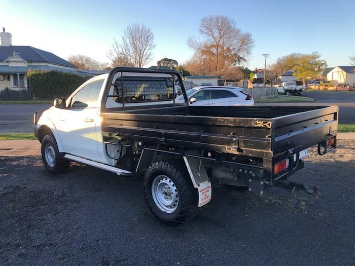 2017 Mitsubishi Triton GLX