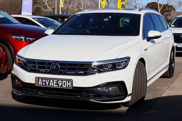 2021 Volkswagen Passat 206TSI R-Line