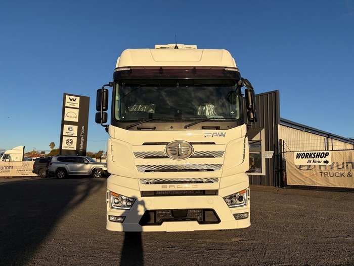 2026 FAW J7