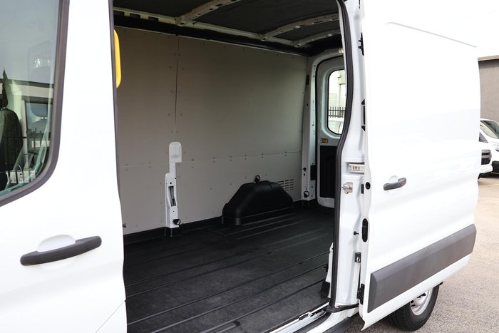 2018 Ford Transit 10