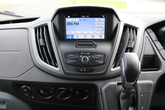 2018 Ford Transit 18
