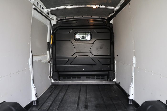2018 Ford Transit 8