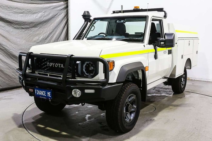 2024 Toyota Landcruiser GXL