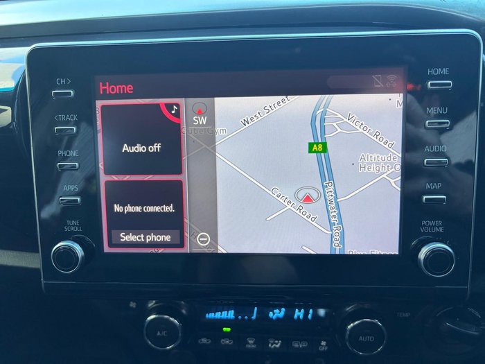 2021 Toyota Hilux SR5