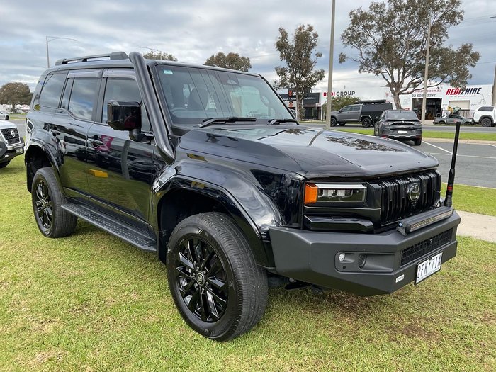 2025 Toyota Landcruiser Prado VX