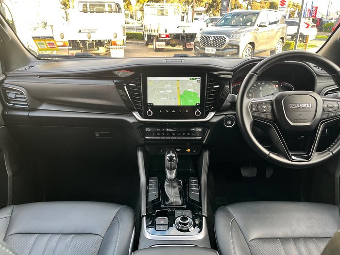 2025 Isuzu MU-X LS-T