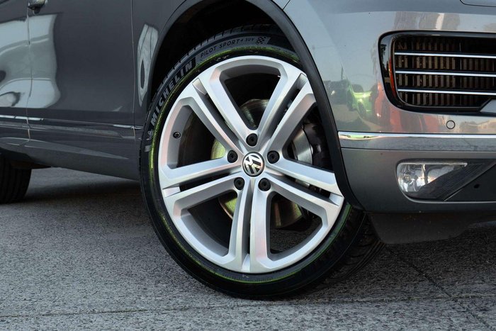 2017 Volkswagen Touareg V8 TDI R-Line