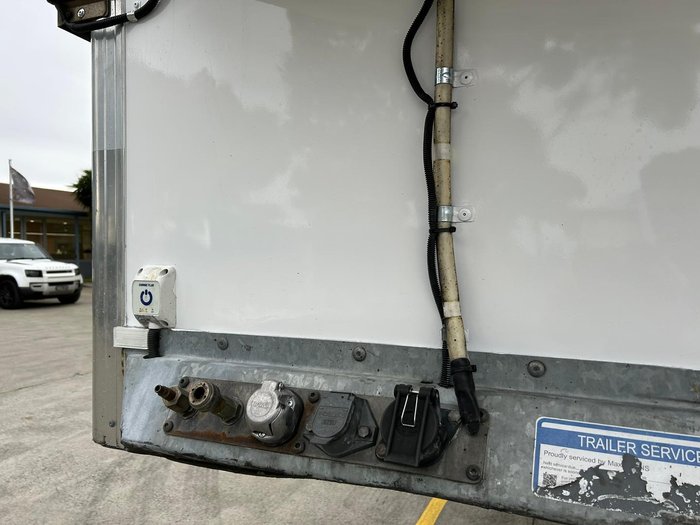 2019 Maxitrans St3 -30 Reefer Double Stacker