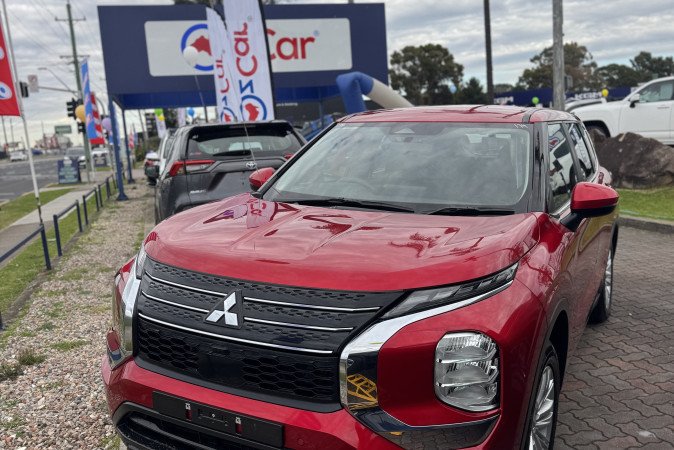 2024 MITSUBISHI OUTLANDER