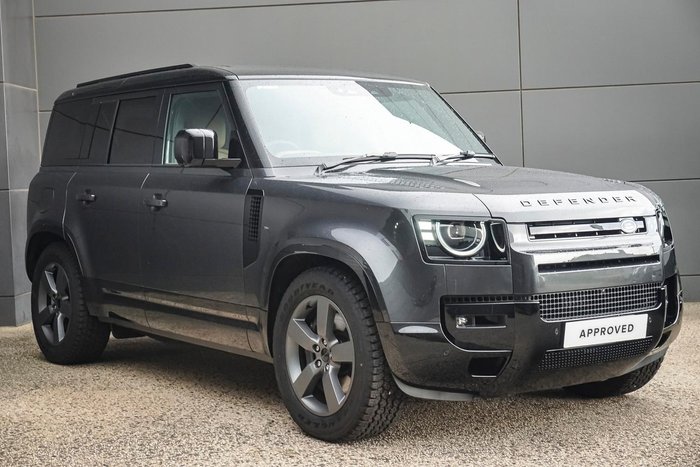 2026 Land Rover Defender 110 P425 X-Dynamic SE