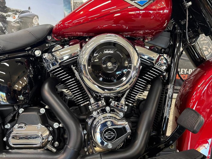 2026 Harley-Davidson Heritage Classic 117 (FLHC)