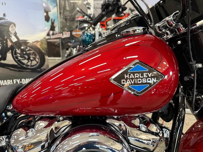 2026 Harley-Davidson Heritage Classic 117 (FLHC)