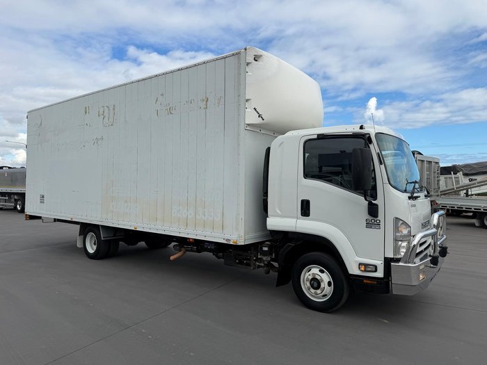 2015 Isuzu F Series FRR 600
