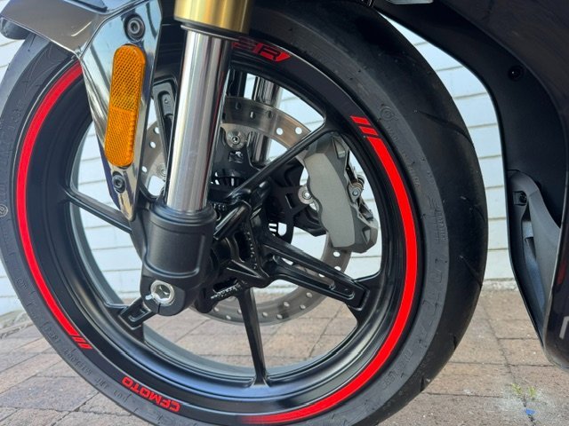 2025 CFMOTO 450 SR S BLACK