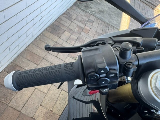 2025 CFMOTO 450 SR S BLACK