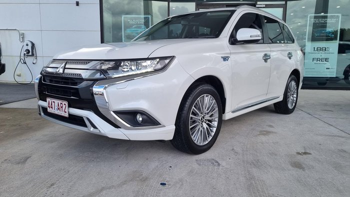 2019 Mitsubishi Outlander PHEV ES ADAS