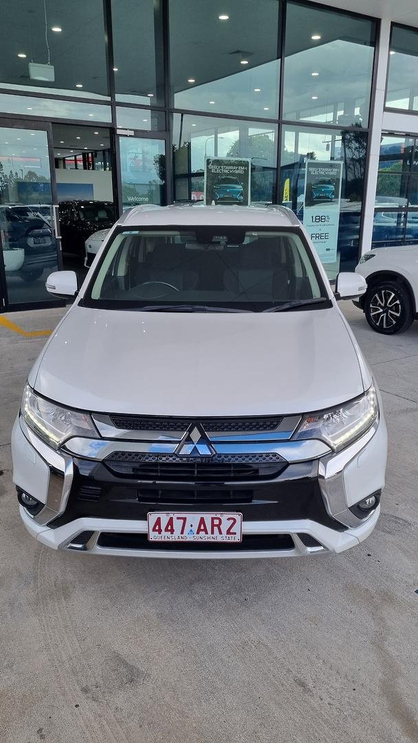 2019 Mitsubishi Outlander PHEV ES ADAS