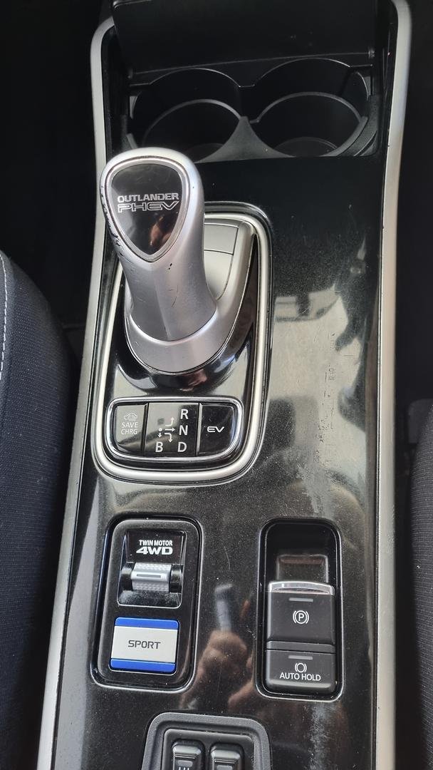2019 Mitsubishi Outlander PHEV ES ADAS