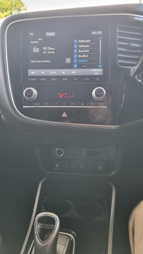 2019 Mitsubishi Outlander PHEV ES ADAS