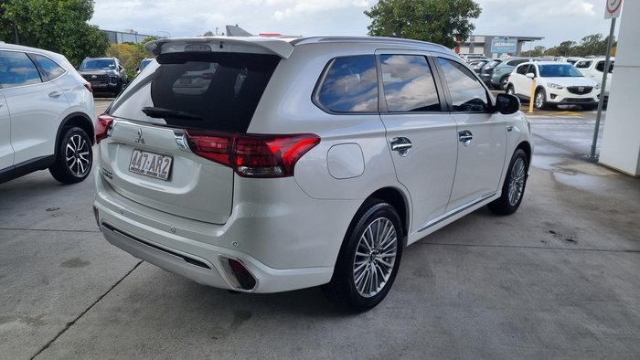 2019 Mitsubishi Outlander PHEV ES ADAS