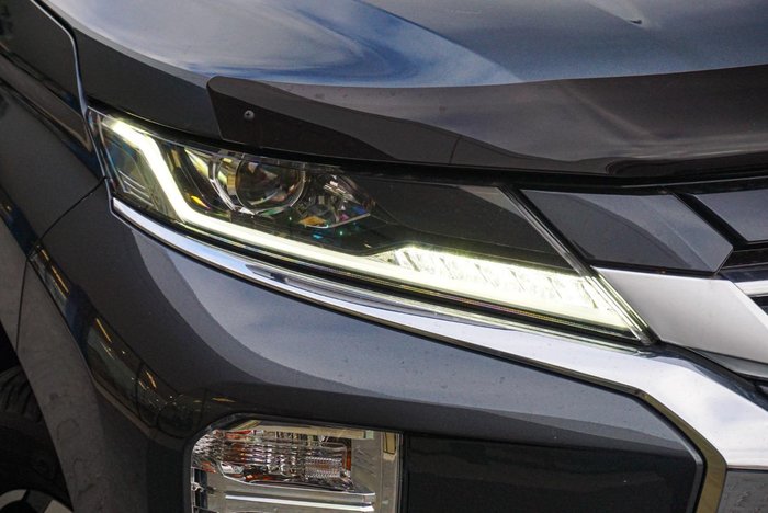 2024 Mitsubishi Pajero Sport Exceed