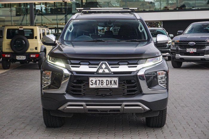 2024 Mitsubishi Pajero Sport Exceed