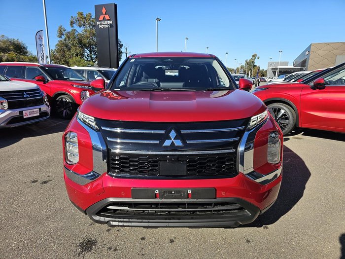 2025 Mitsubishi Outlander ES