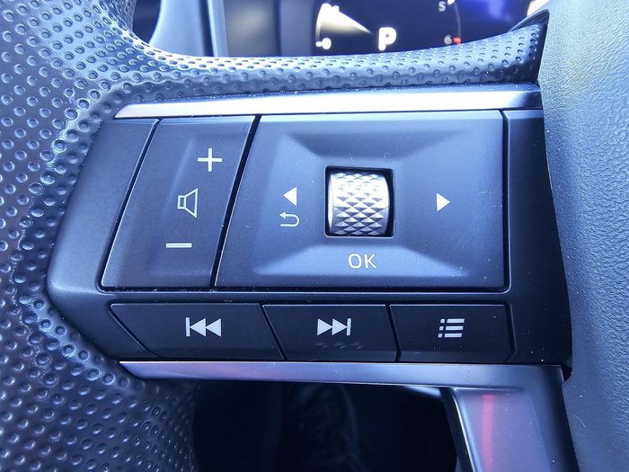 2025 Mitsubishi Outlander ES