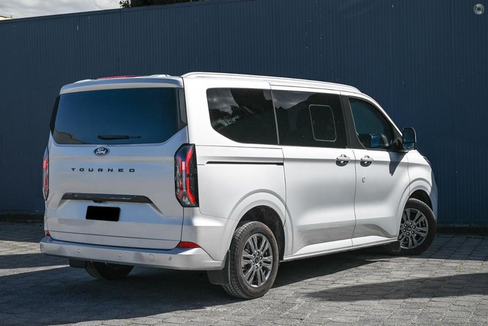 2025 Ford Tourneo Titanium X
