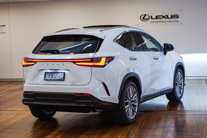 2026 Lexus NX 350h Sports Luxury