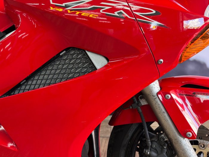 2002 Honda VFR800F (VFR800Fi) RED