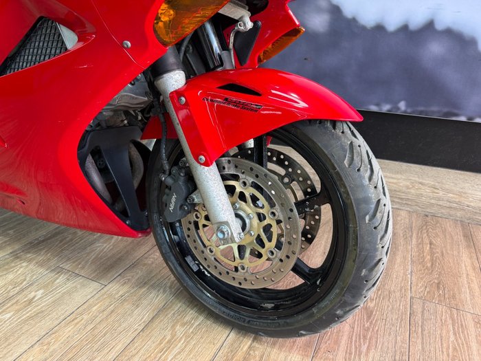 2002 Honda VFR800F (VFR800Fi) RED