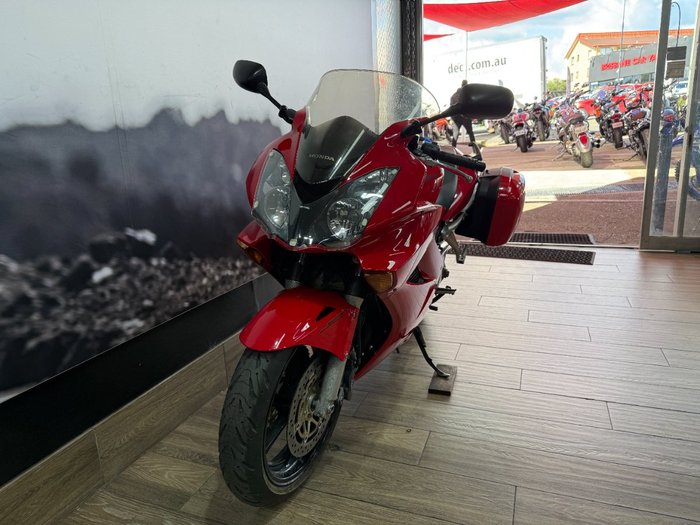2002 Honda VFR800F (VFR800Fi) RED