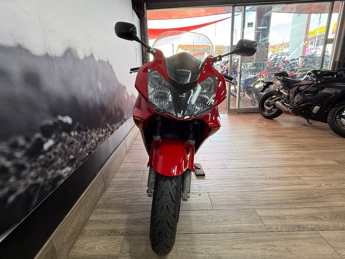 2002 Honda VFR800F (VFR800Fi) RED