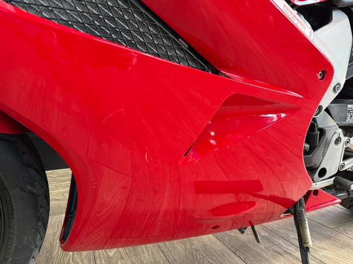 2002 Honda VFR800F (VFR800Fi) RED