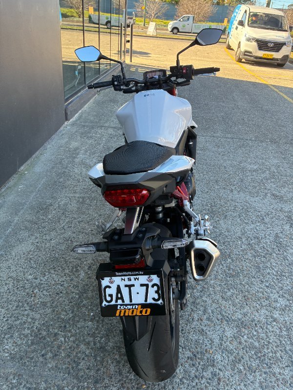 2023 Honda CB750 (HORNET) WHITE