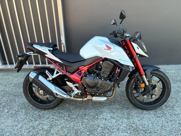 2023 Honda CB750 (HORNET) WHITE