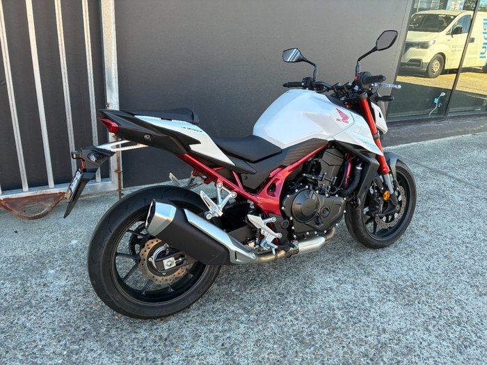 2023 Honda CB750 (HORNET) WHITE