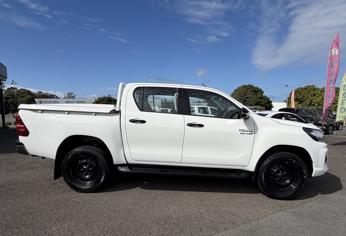 2018 Toyota Hilux SR