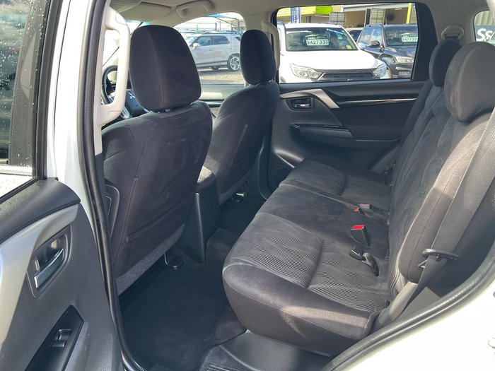 2017 Mitsubishi Pajero Sport GLX