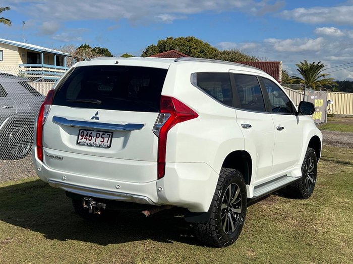 2017 Mitsubishi Pajero Sport GLX