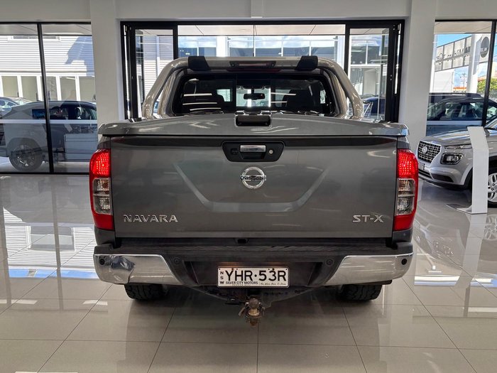 2018 Nissan Navara ST-X