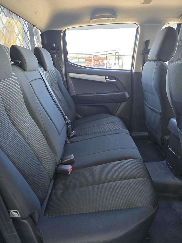 2017 Isuzu D-MAX LS-M
