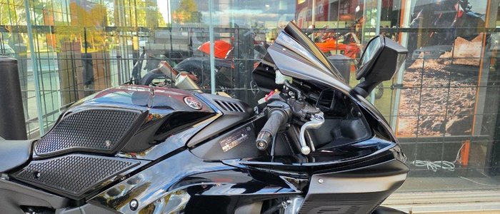 2020 Yamaha YZF-R1 R1 Black