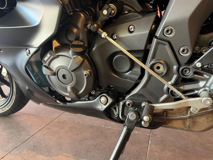 2025 Yamaha YZF-R7 LAMs YZF-R Black