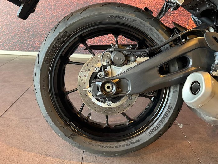 2025 Yamaha YZF-R7 LAMs YZF-R Black